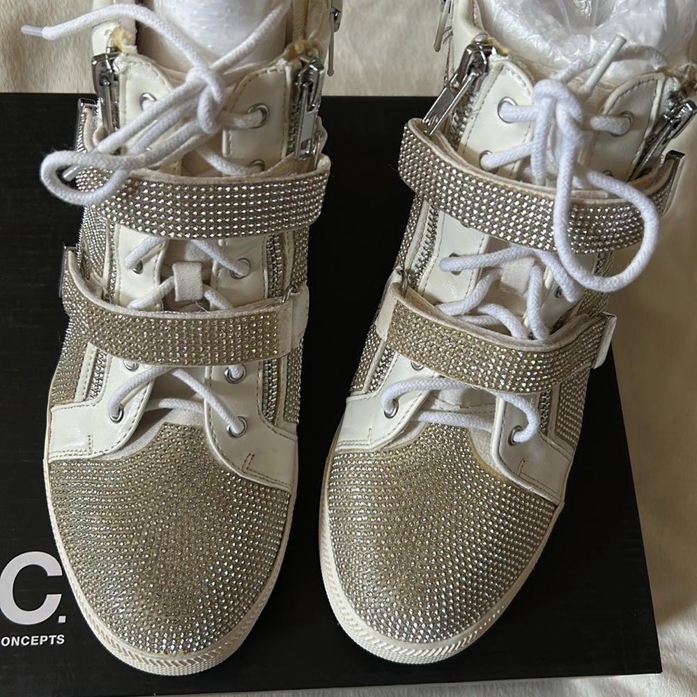 Women’s Debby Wedge Silver Bling High-Top Sneakers Size 9.5 W